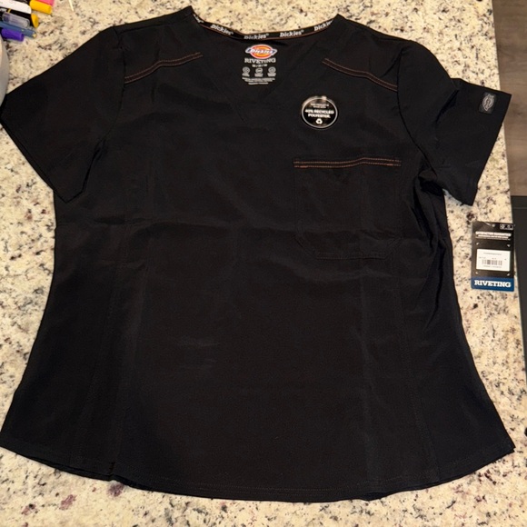 Dickies Black Scrub Top - Picture 1 of 3